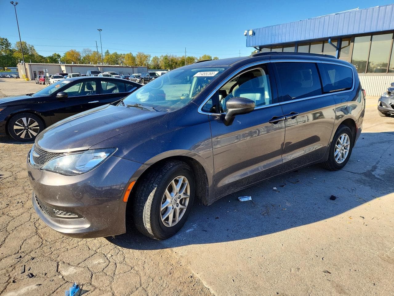 2021 Chrysler Voyager z USA