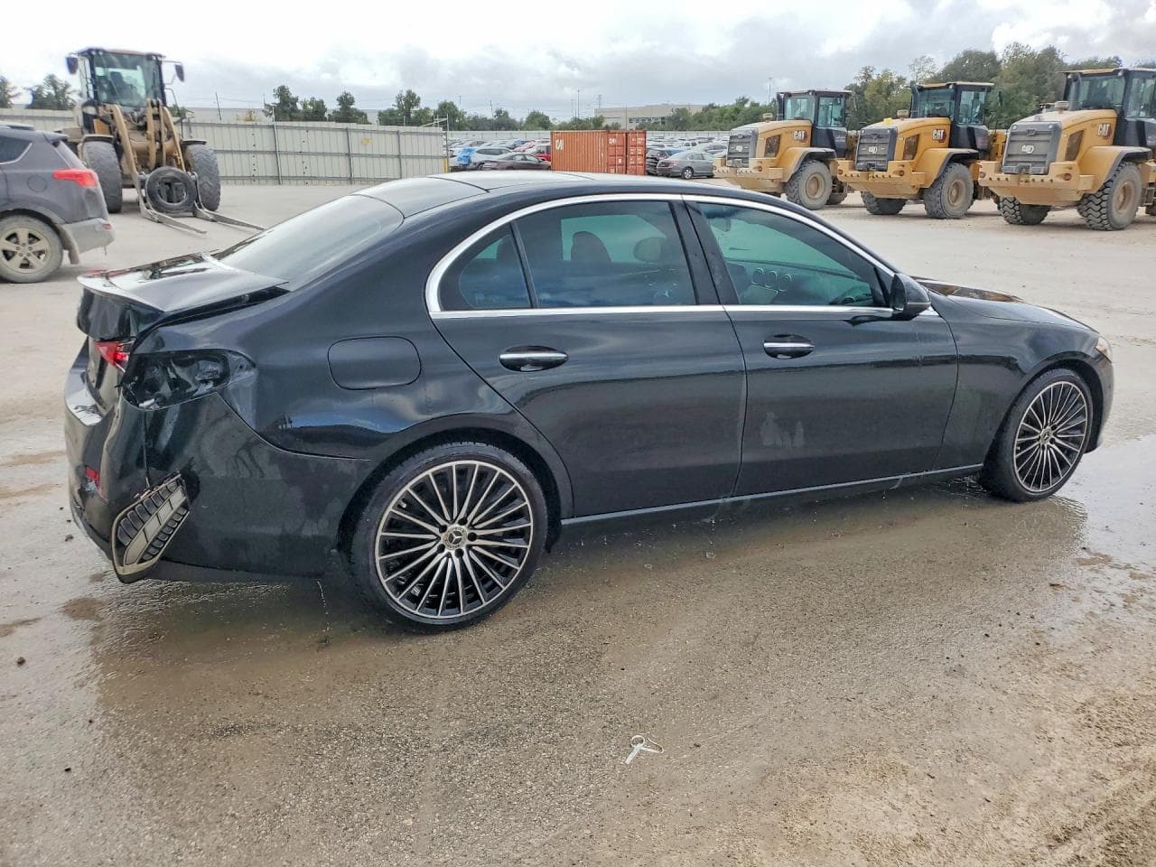 2026 Mercedes-Benz C 300 - foto 3