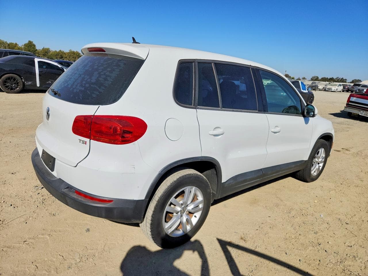 2016 Volkswagen Tiguan S - foto 3