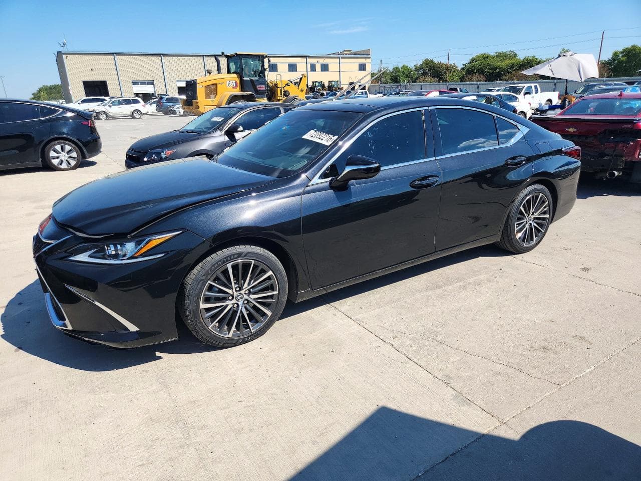 Lexus ES 2023 z USA