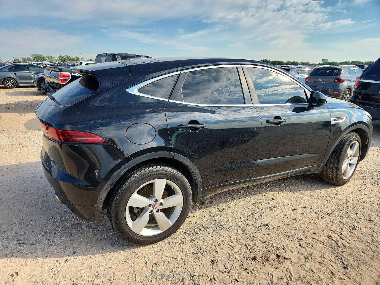 2018 Jaguar E-Pace R-Dynamic Se - foto 3
