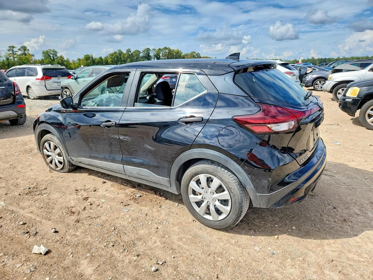 2022 Nissan Kicks S - foto 2