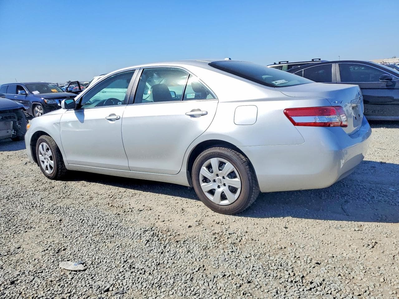 2011 Toyota Camry Base - foto 2