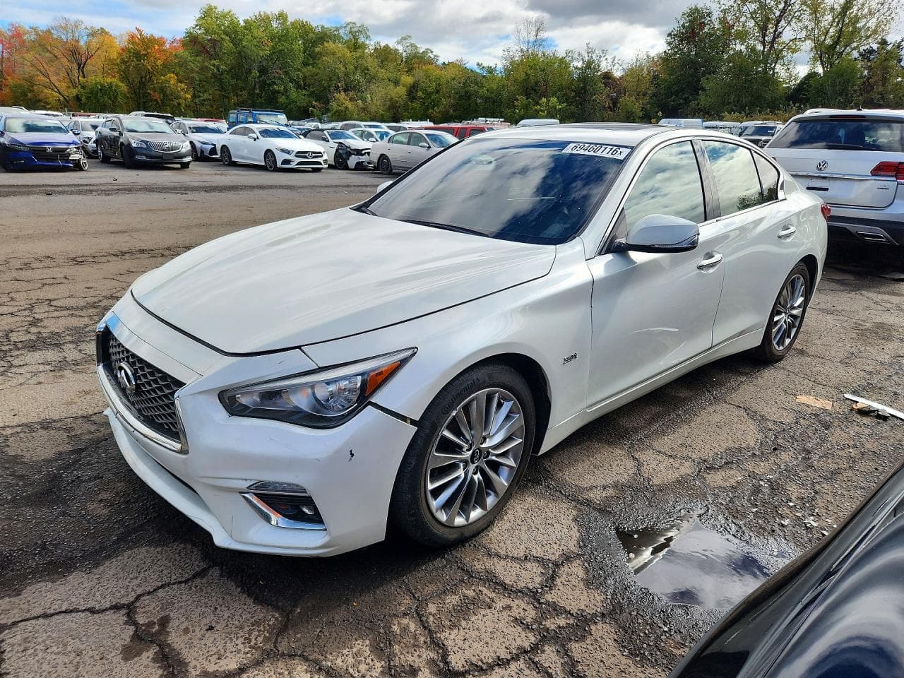 Infiniti Q50 2019 z USA