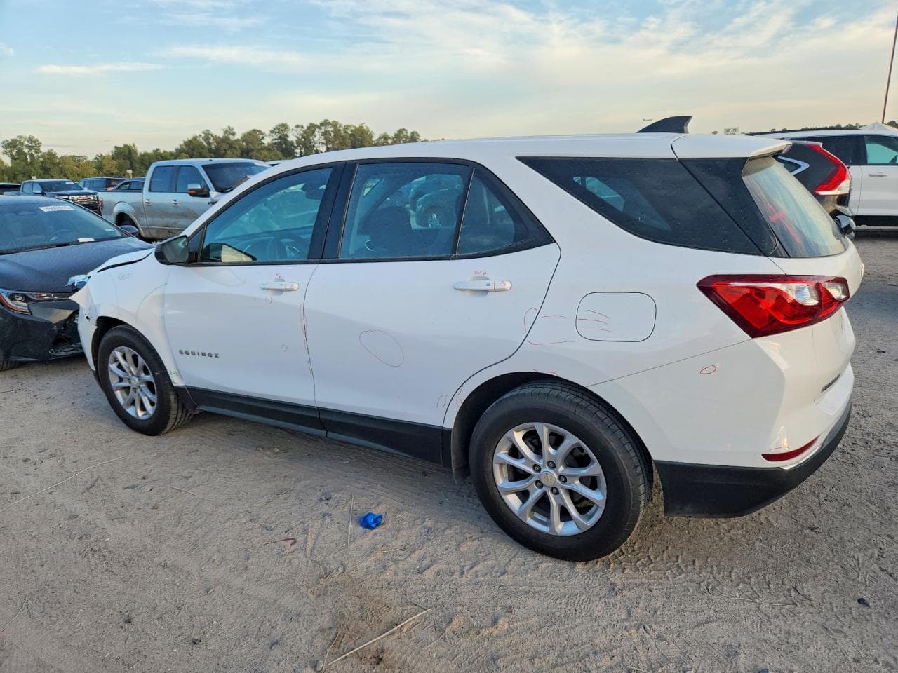 2018 Chevrolet Equinox Ls - foto 2