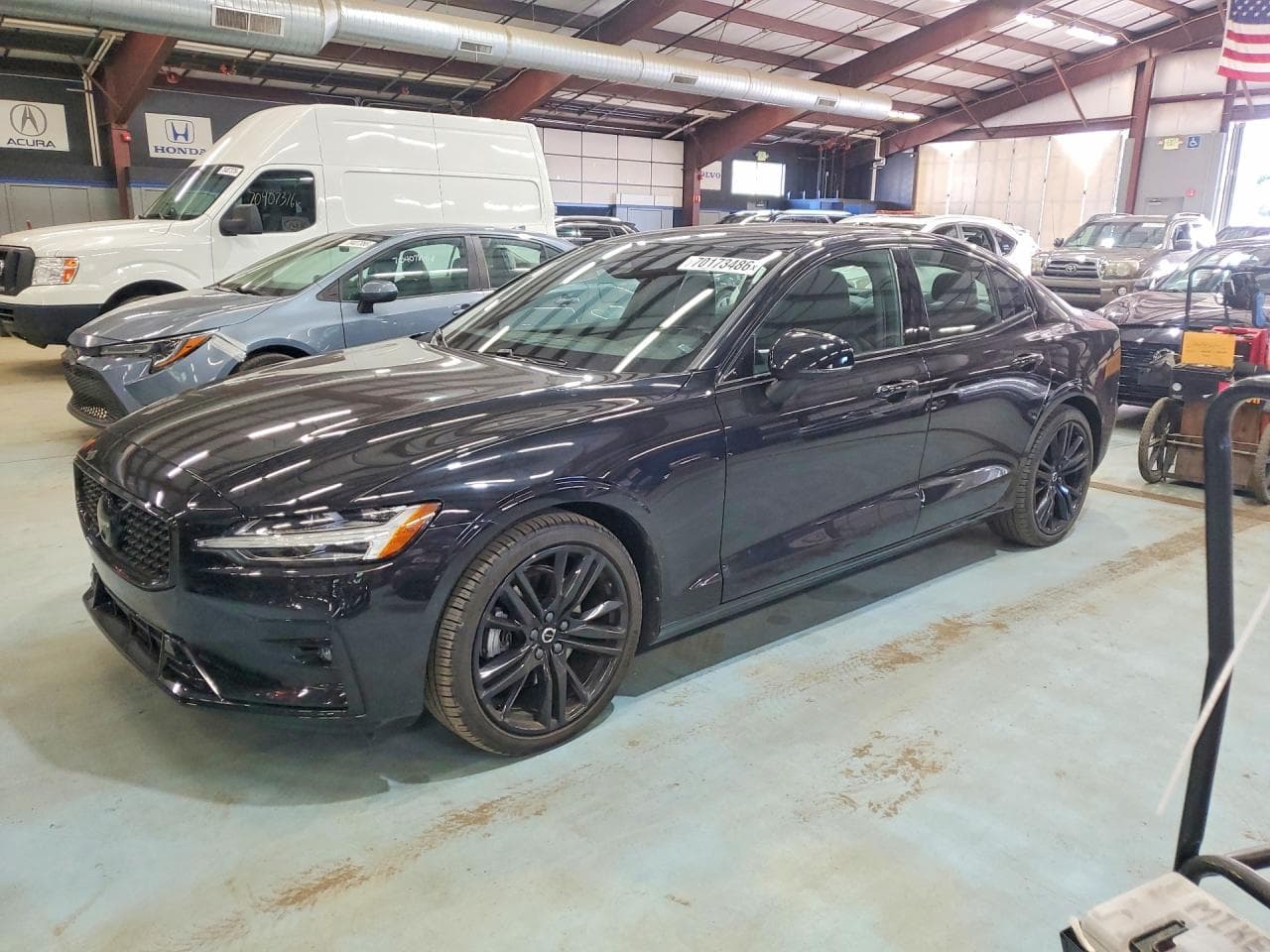 Volvo S60 2024 z USA
