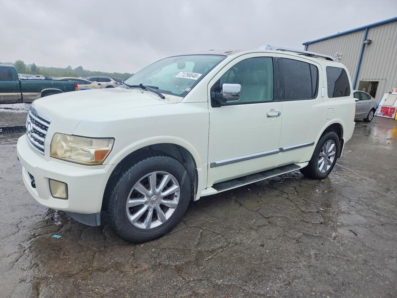2010 Infiniti QX56 z USA