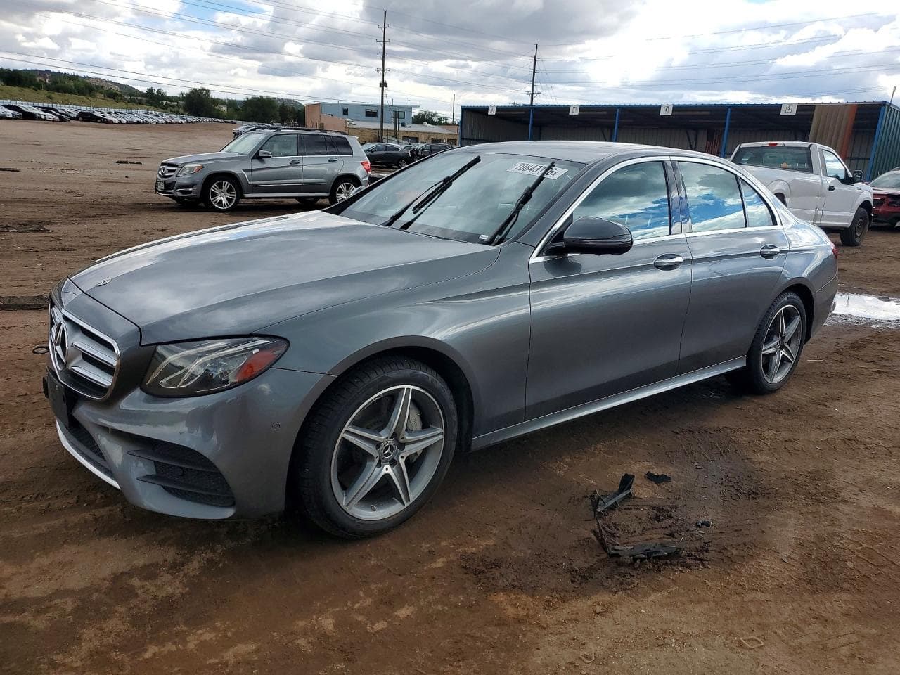 Mercedes-Benz E-klasse 2019 z USA