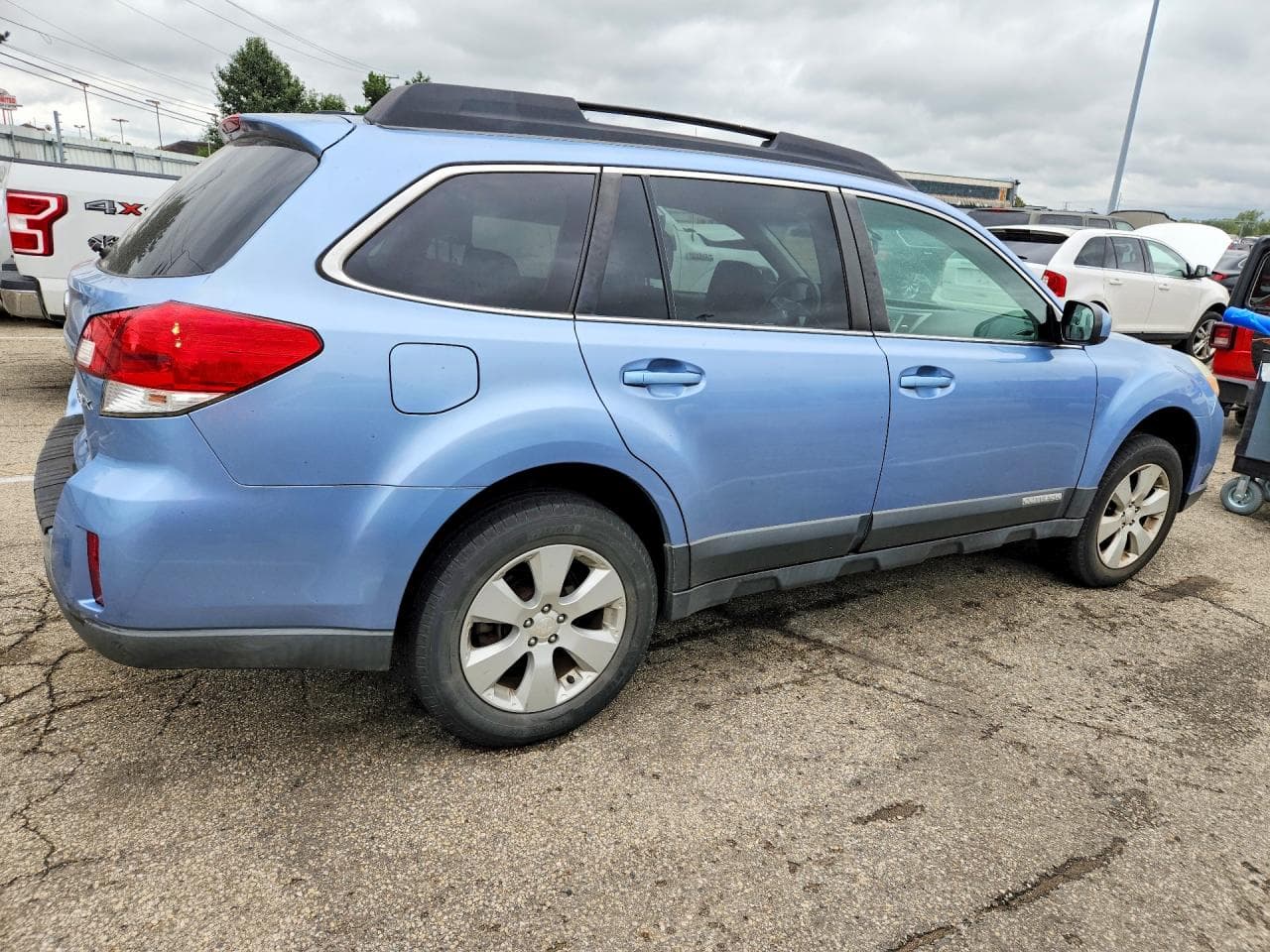 2010 Subaru Outback 2.5I Premium - foto 3