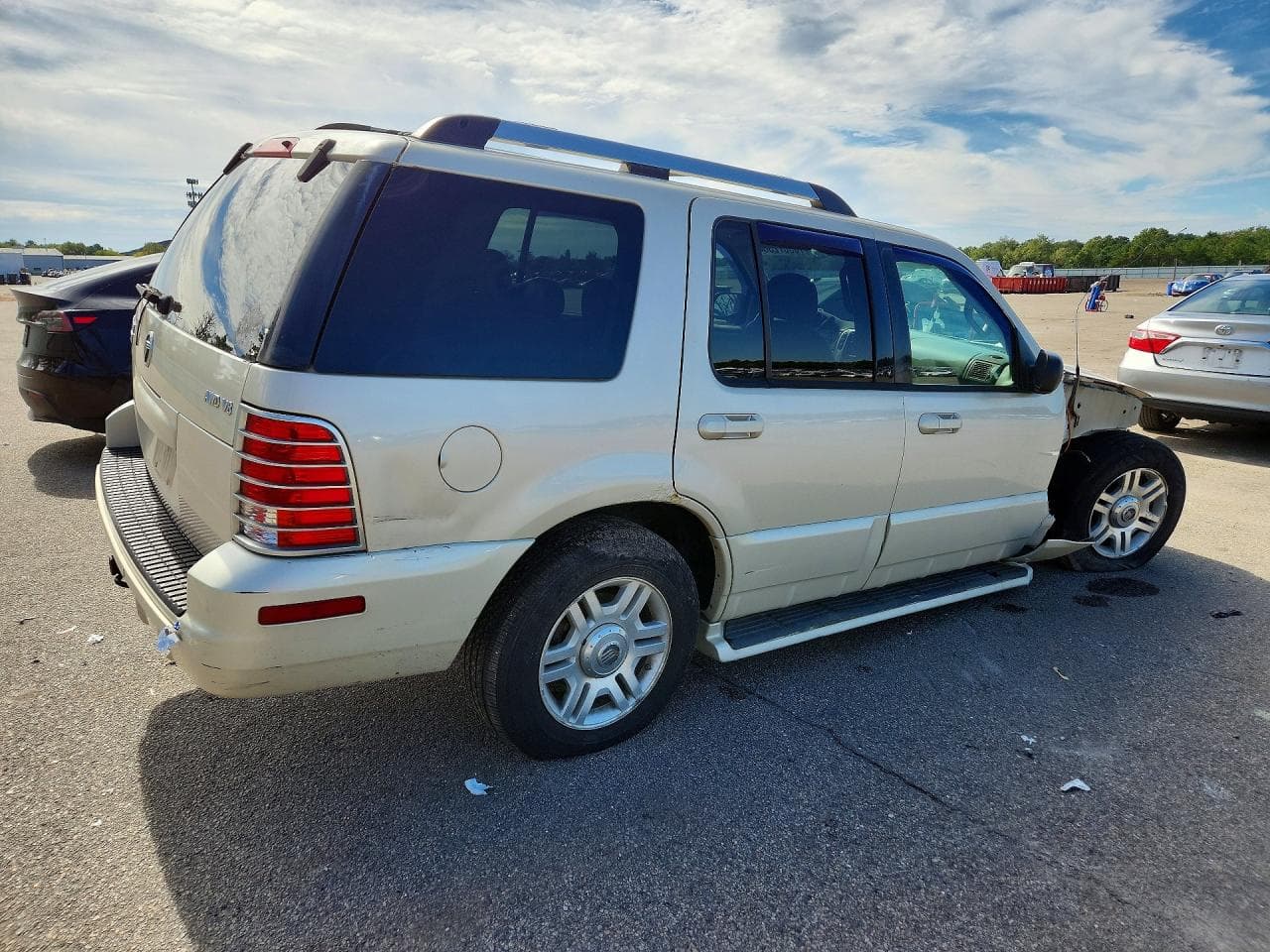 2005 Mercury Mountaineer - foto 3