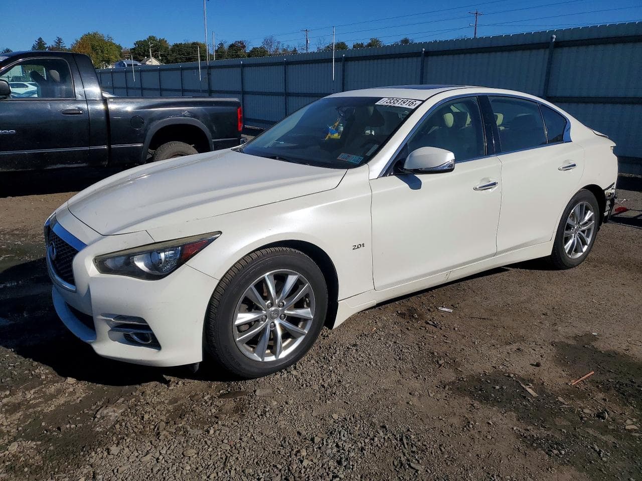 Infiniti Q50 2017 z USA