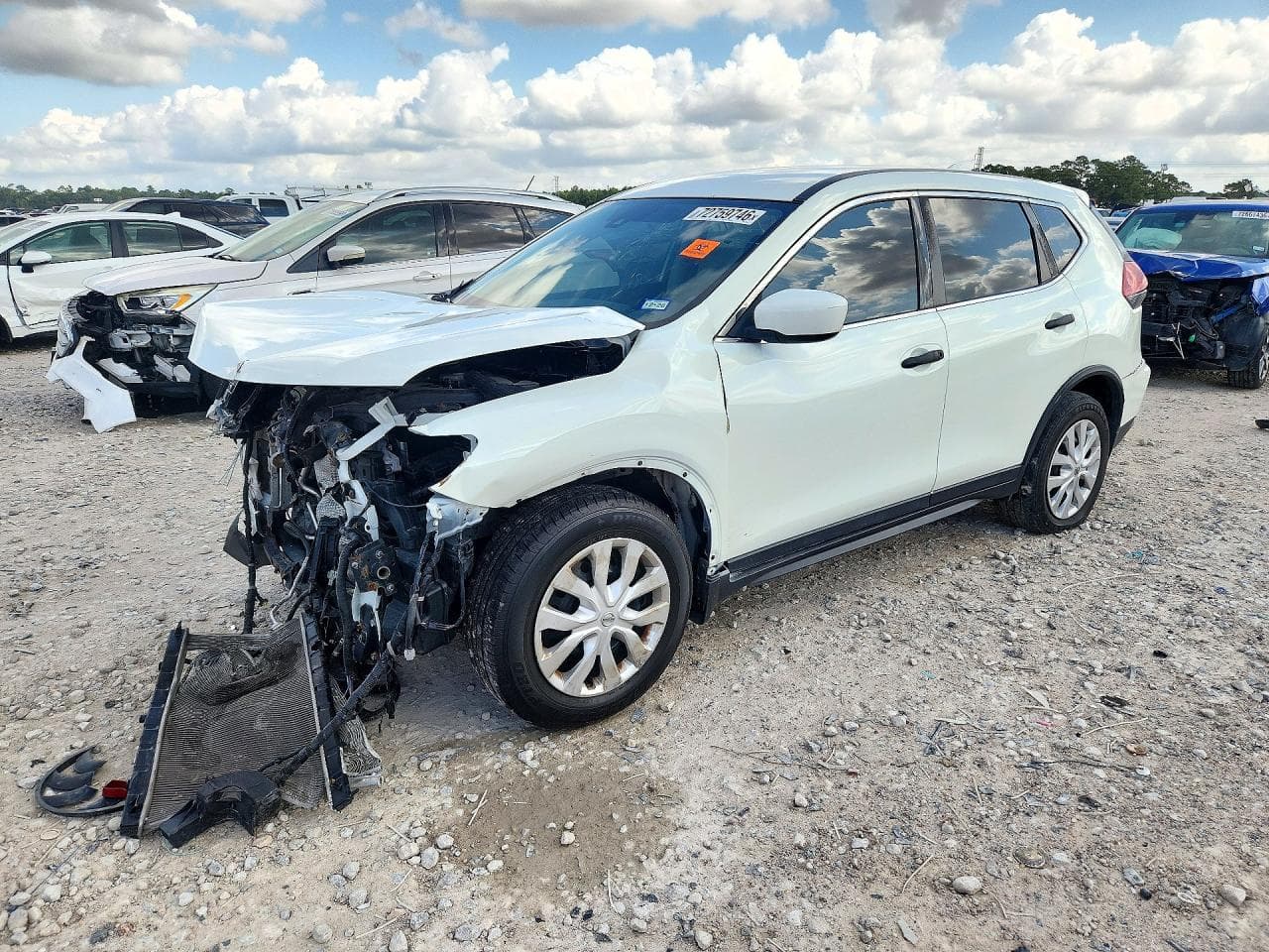 Nissan Rogue 2020 z USA