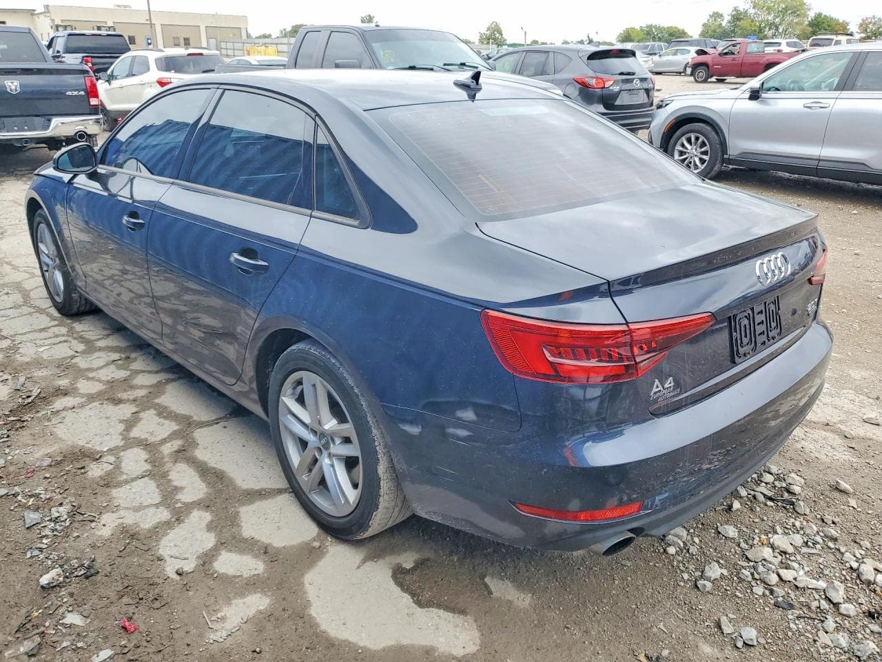 2017 Audi A4 Premium - foto 2
