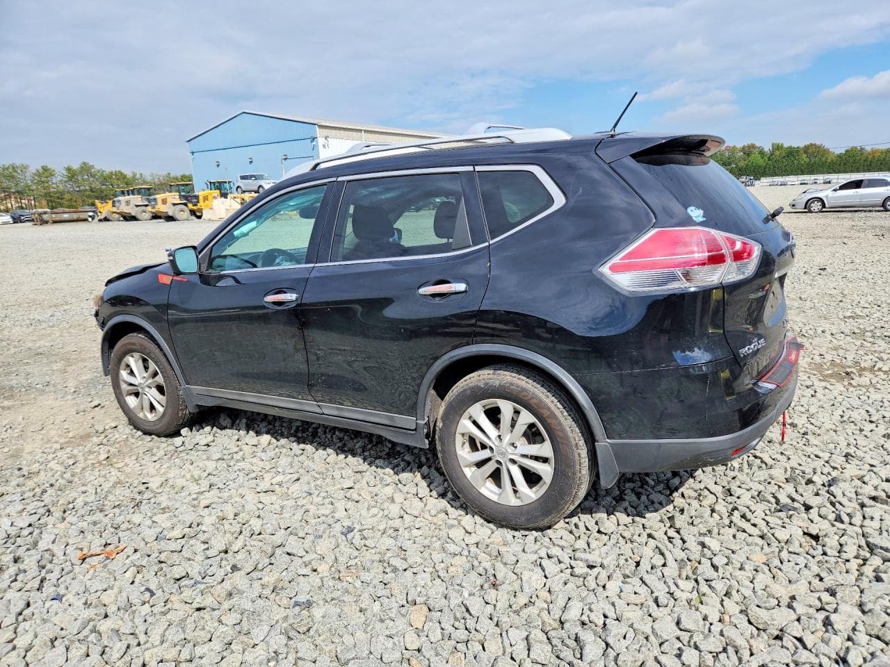 2015 Nissan Rogue S - foto 2