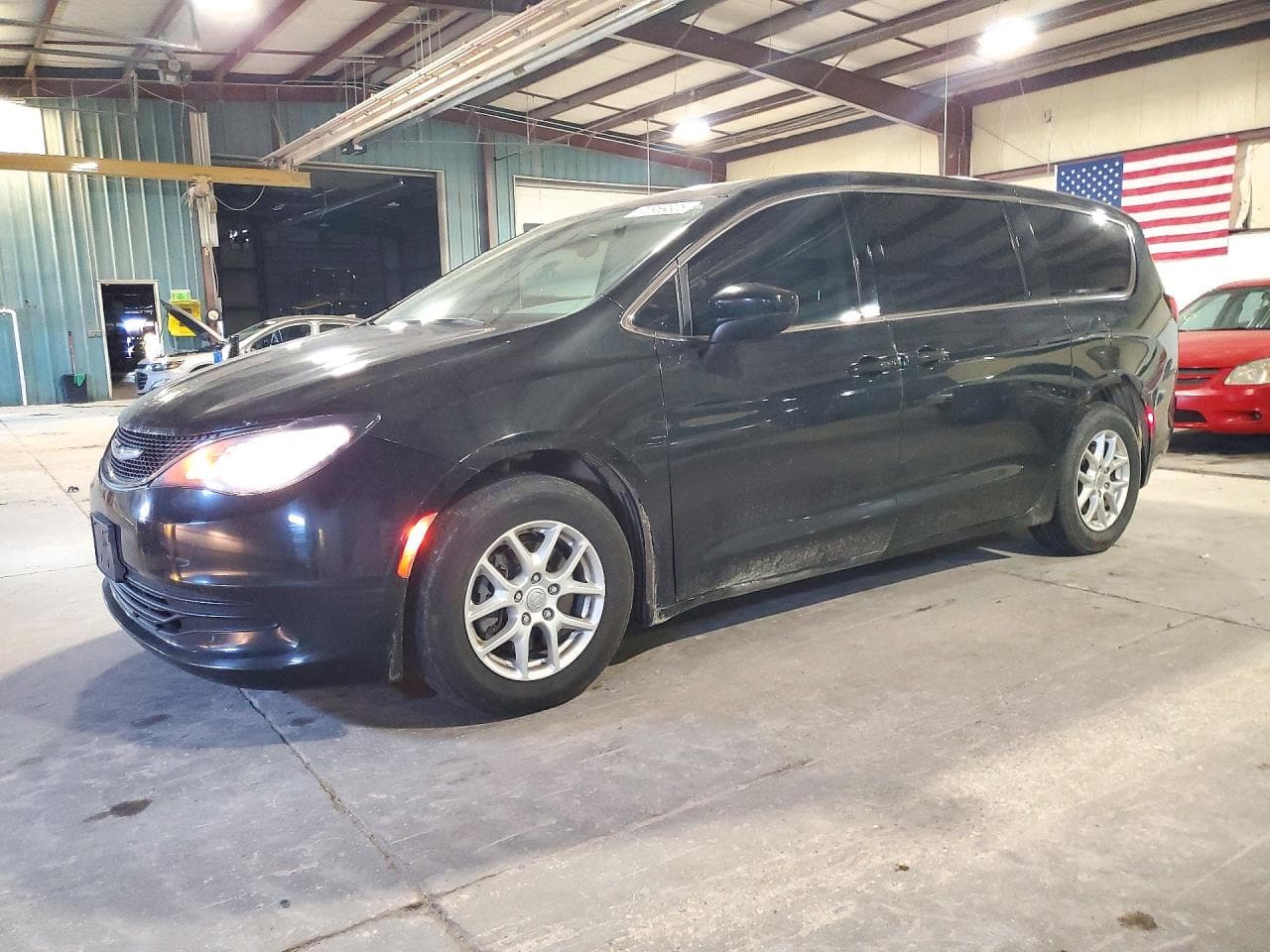 Chrysler Pacifica 2017 z USA