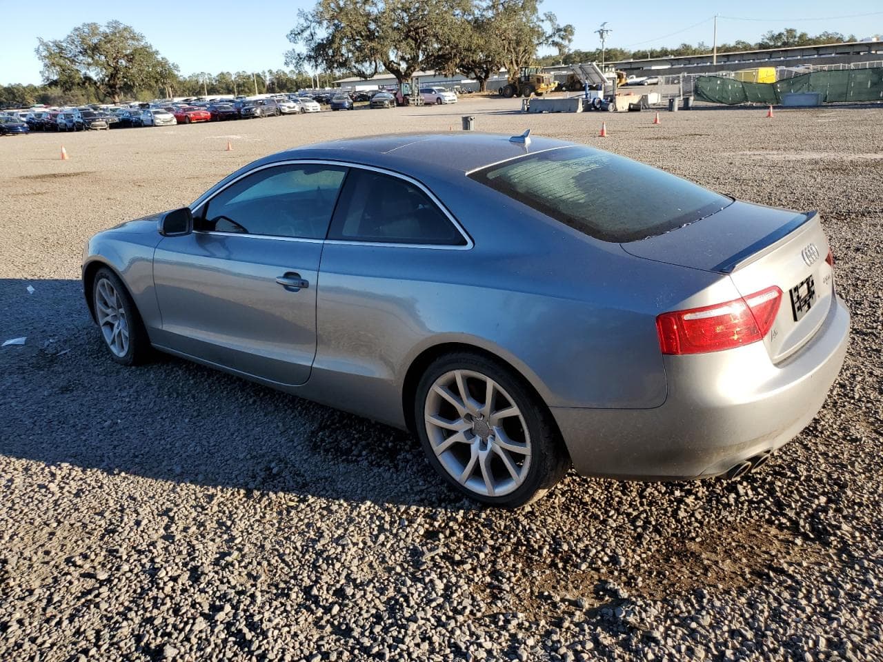 2011 Audi A5 Premium - foto 2
