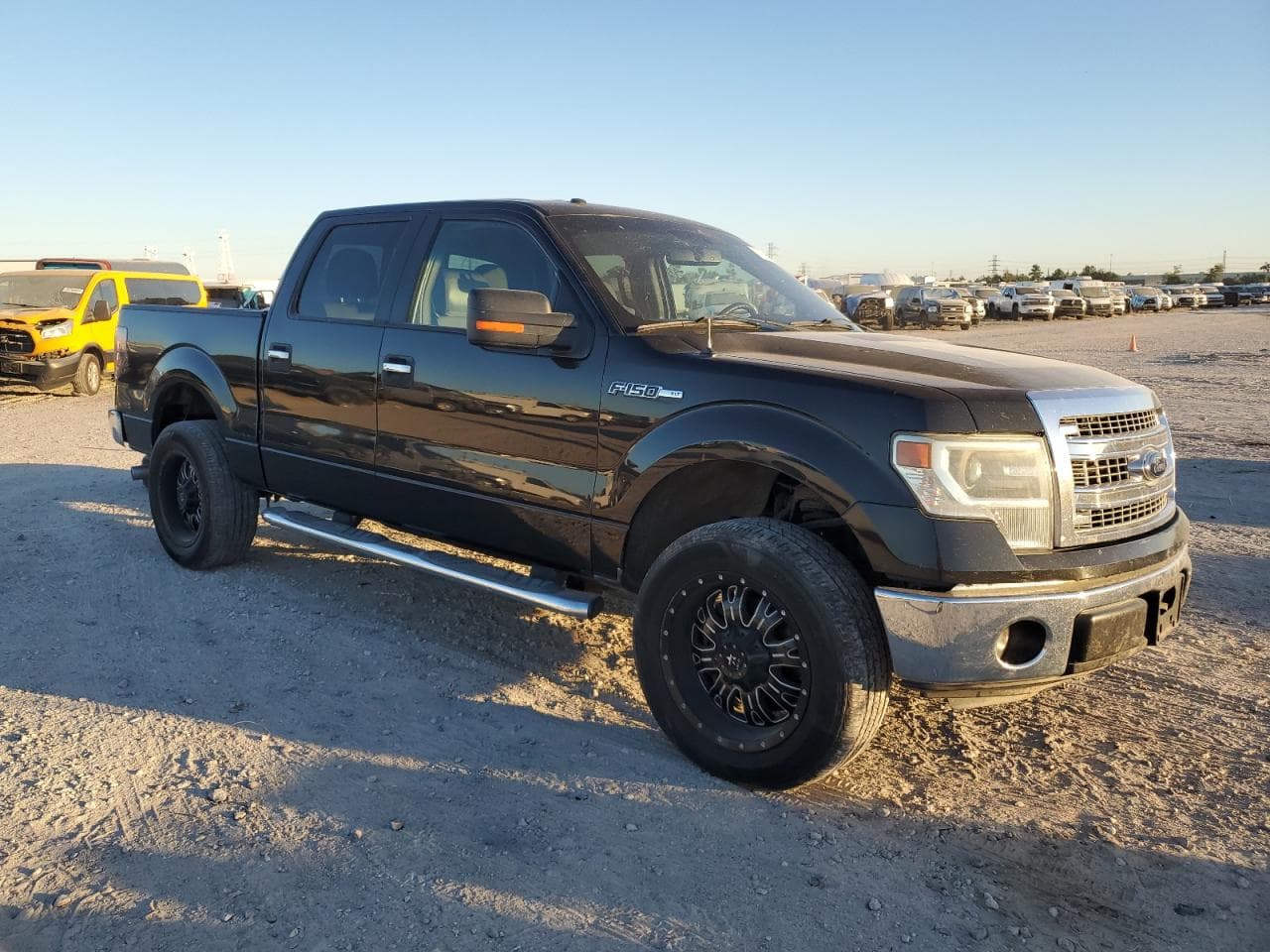 2014 Ford F150 Supercrew - foto 4