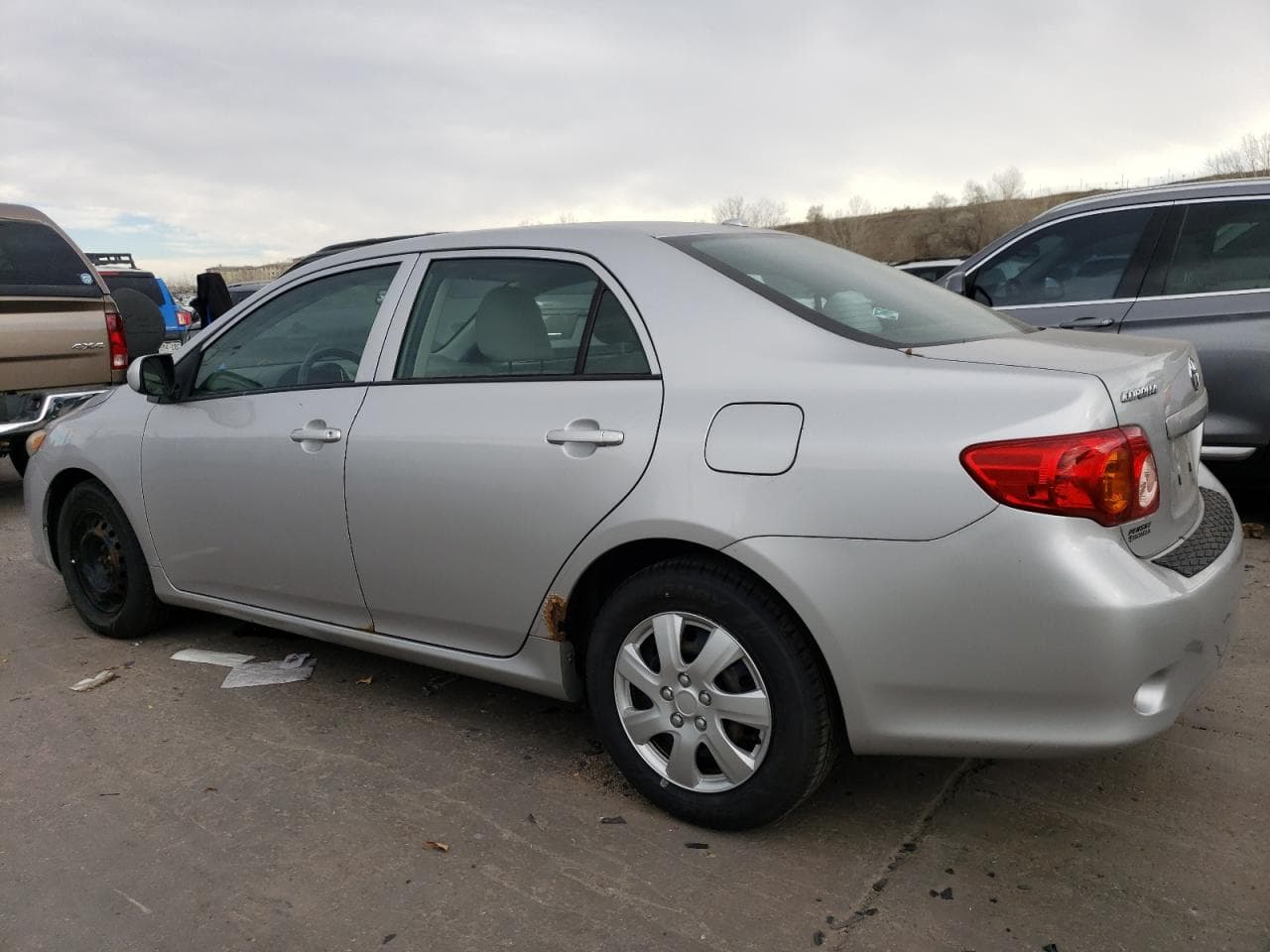 2010 Toyota Corolla Base - foto 2