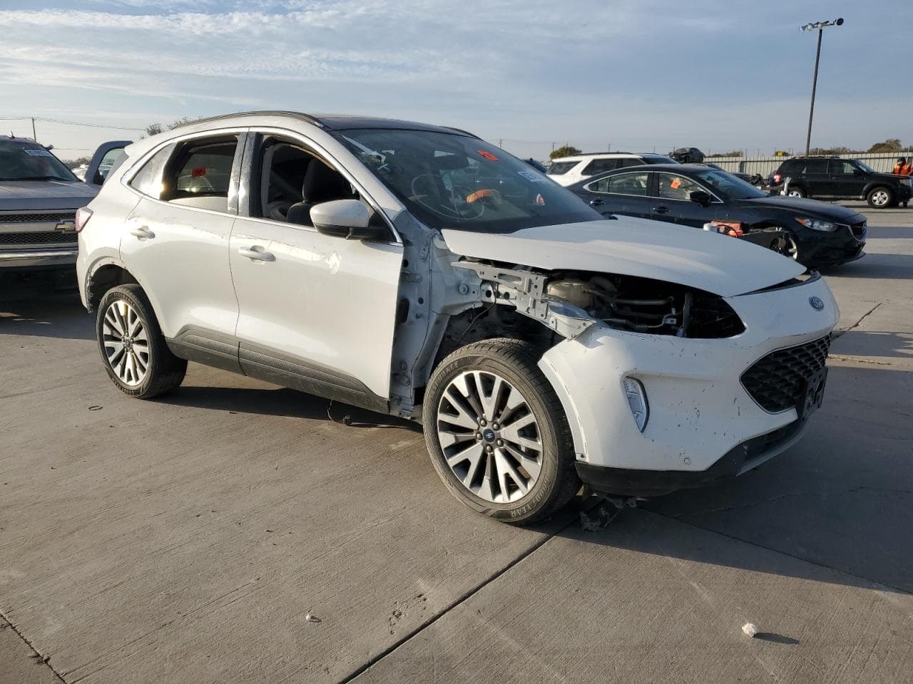 2022 Ford Escape Titanium - foto 4