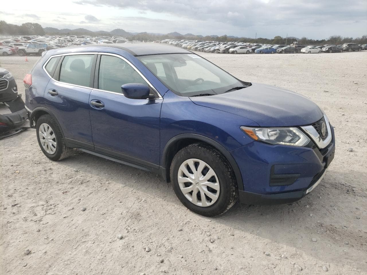 2019 Nissan Rogue S - foto 4