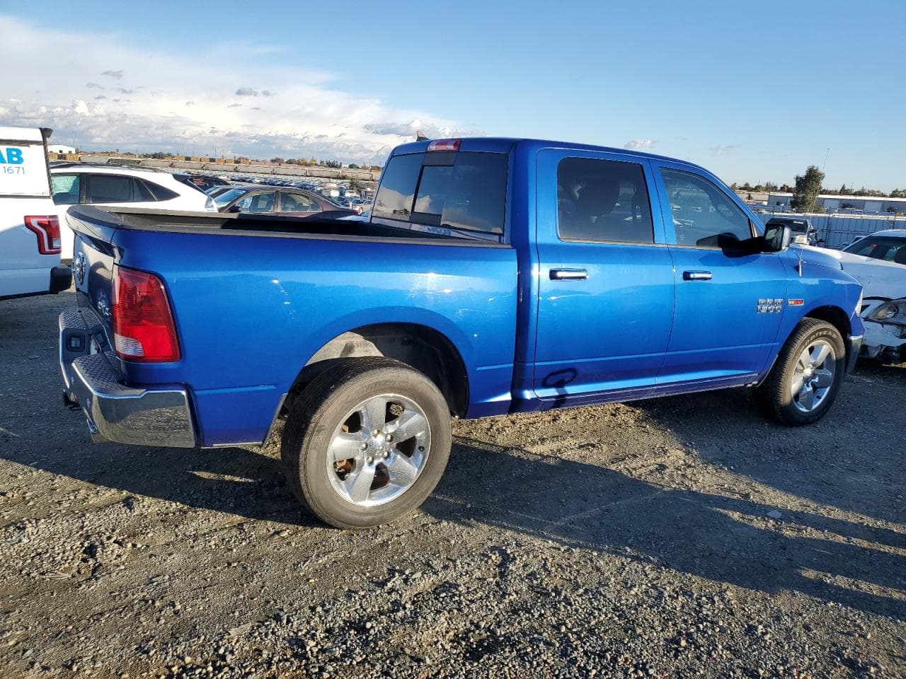 2015 Ram 1500 Slt - foto 3