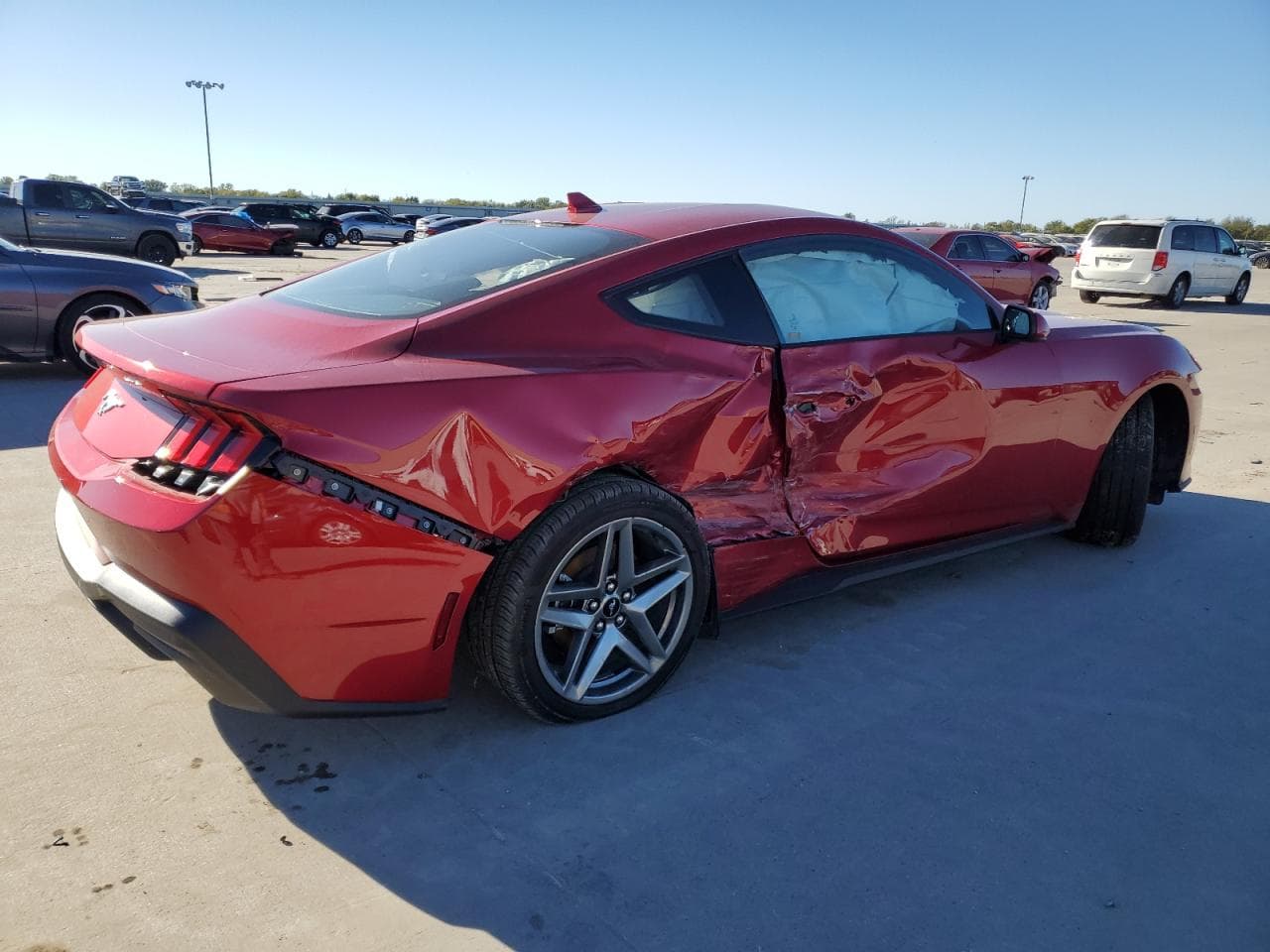 2024 Ford Mustang - foto 3