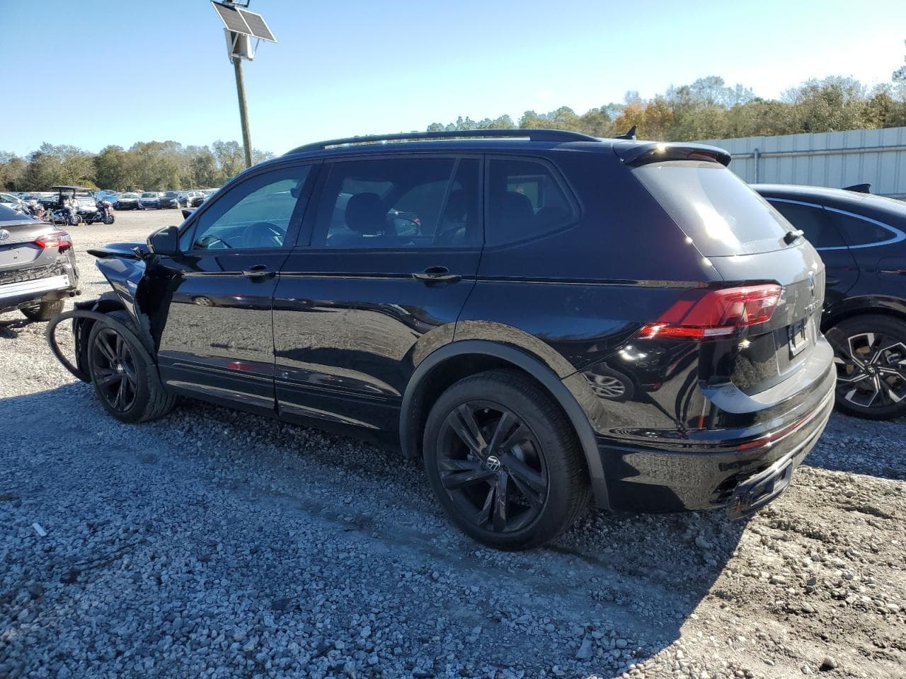 2023 Volkswagen Tiguan Se R-Line Black - foto 2