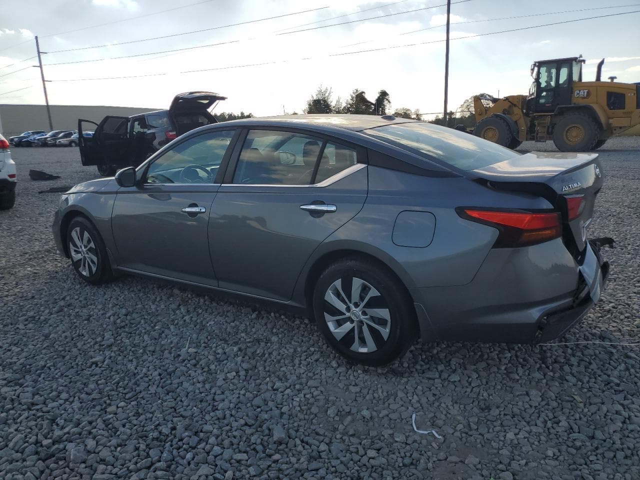 2020 Nissan Altima S - foto 2
