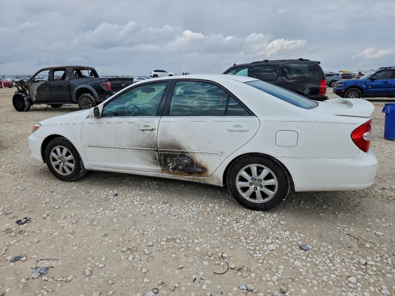 2003 Toyota Camry Le - foto 2
