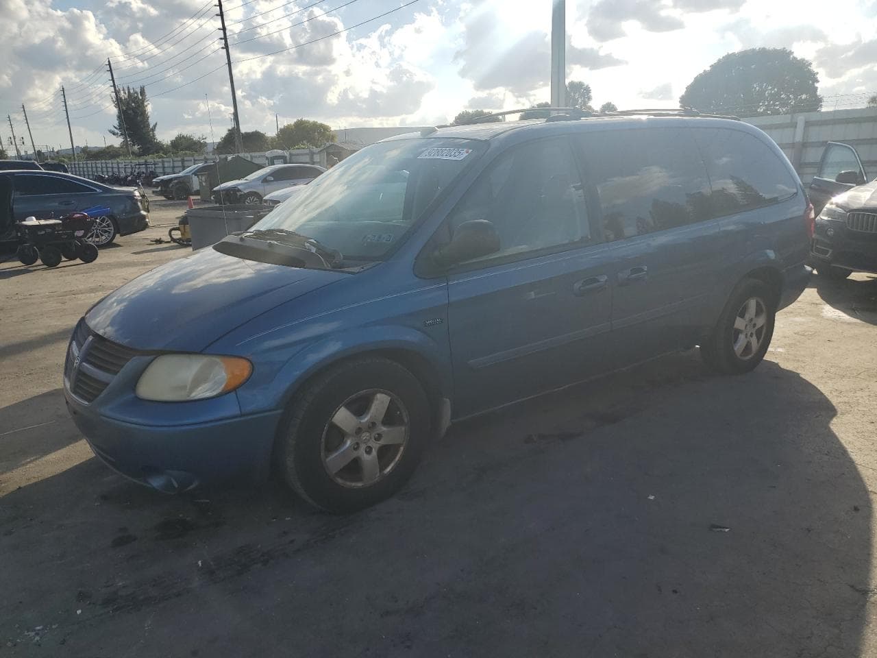 2005 Dodge Grand Caravan Sxt