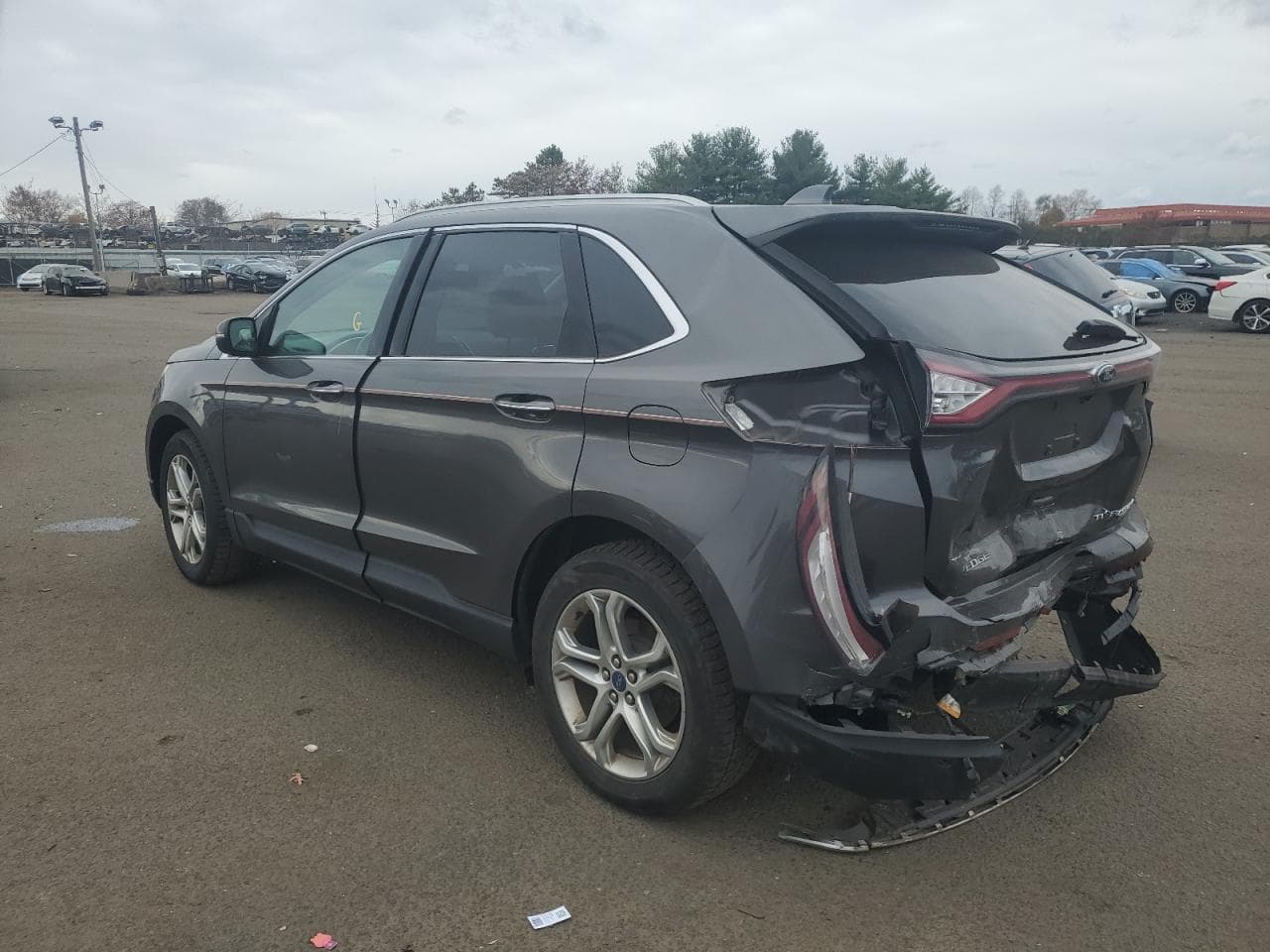 2015 Ford Edge Titanium - foto 2