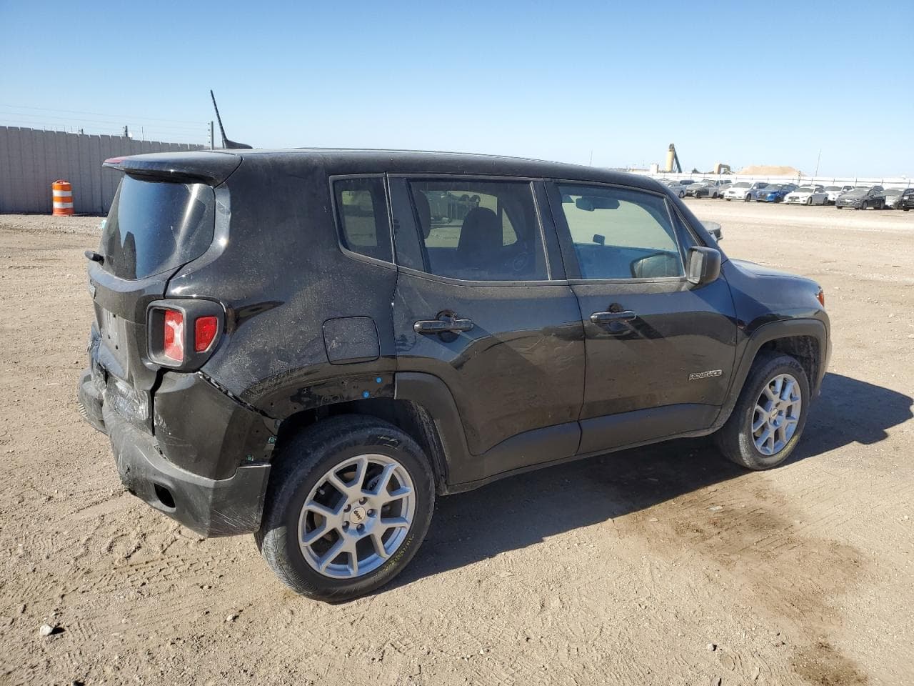 2023 Jeep Renegade Latitude - foto 3