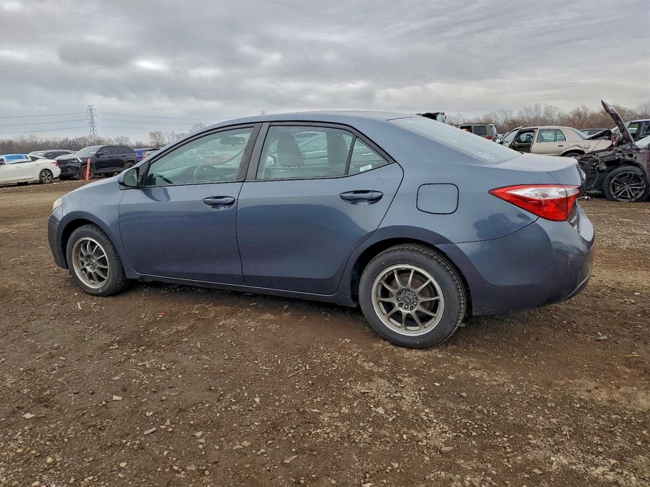2014 Toyota Corolla L - foto 2