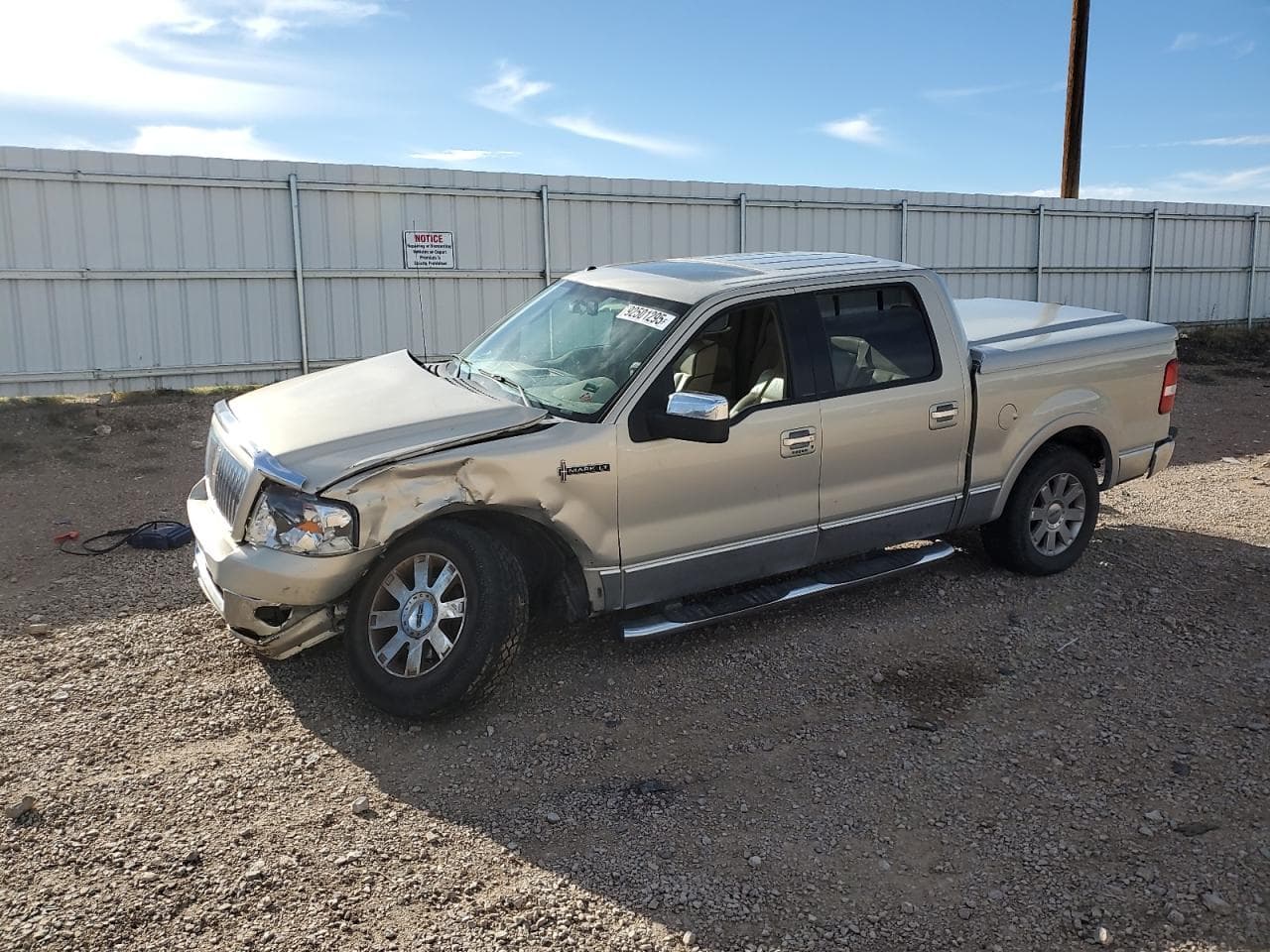 Lincoln Mark LT 2006 z USA