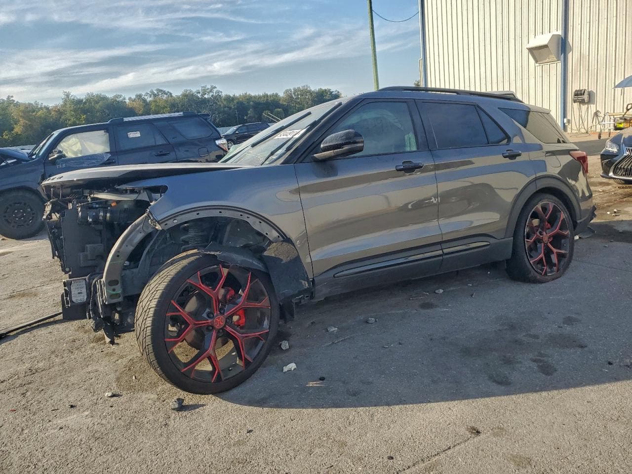 2023 Ford Explorer St