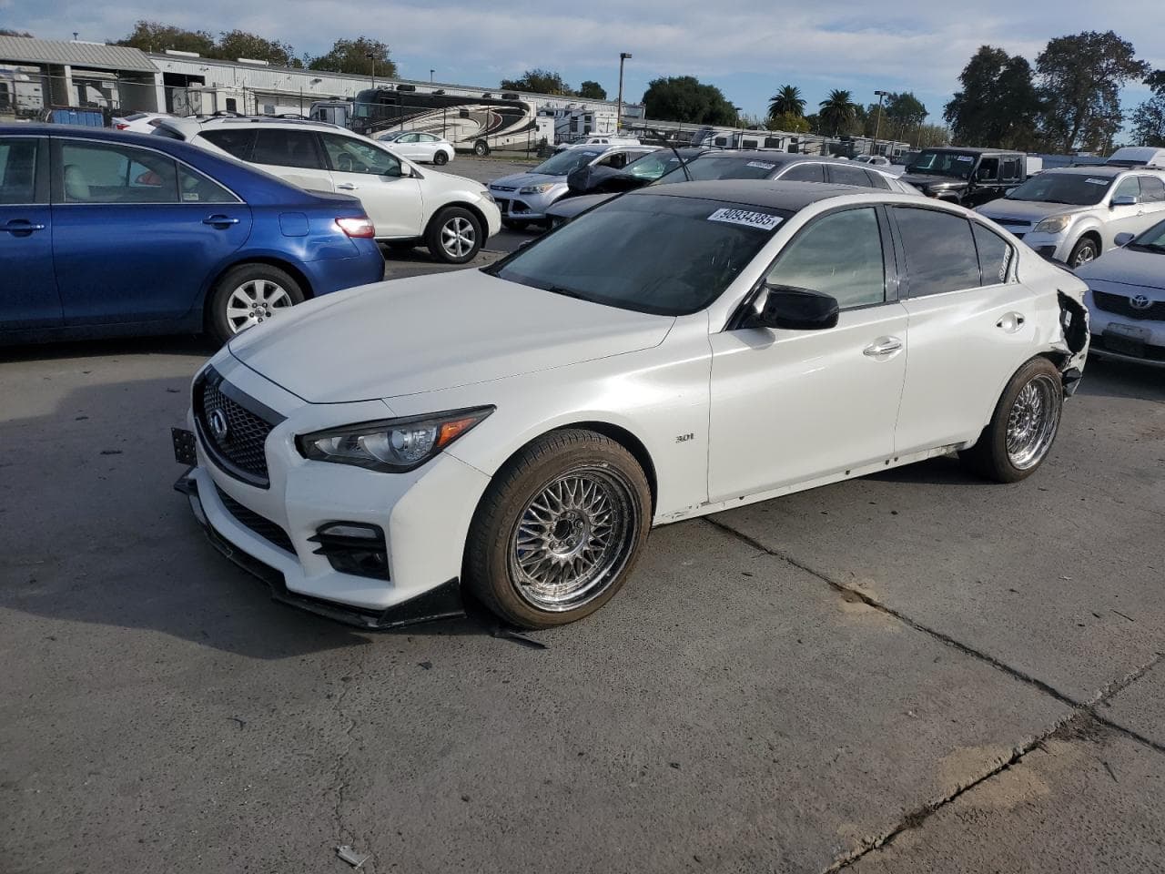 2017 Infiniti Q50 Premium