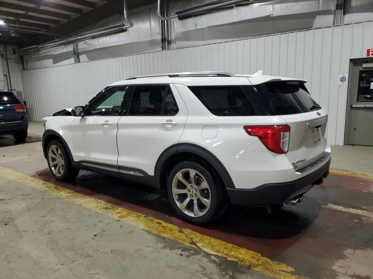 2020 Ford Explorer Platinum - foto 2