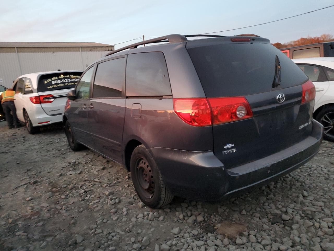 2009 Toyota Sienna Ce - foto 2