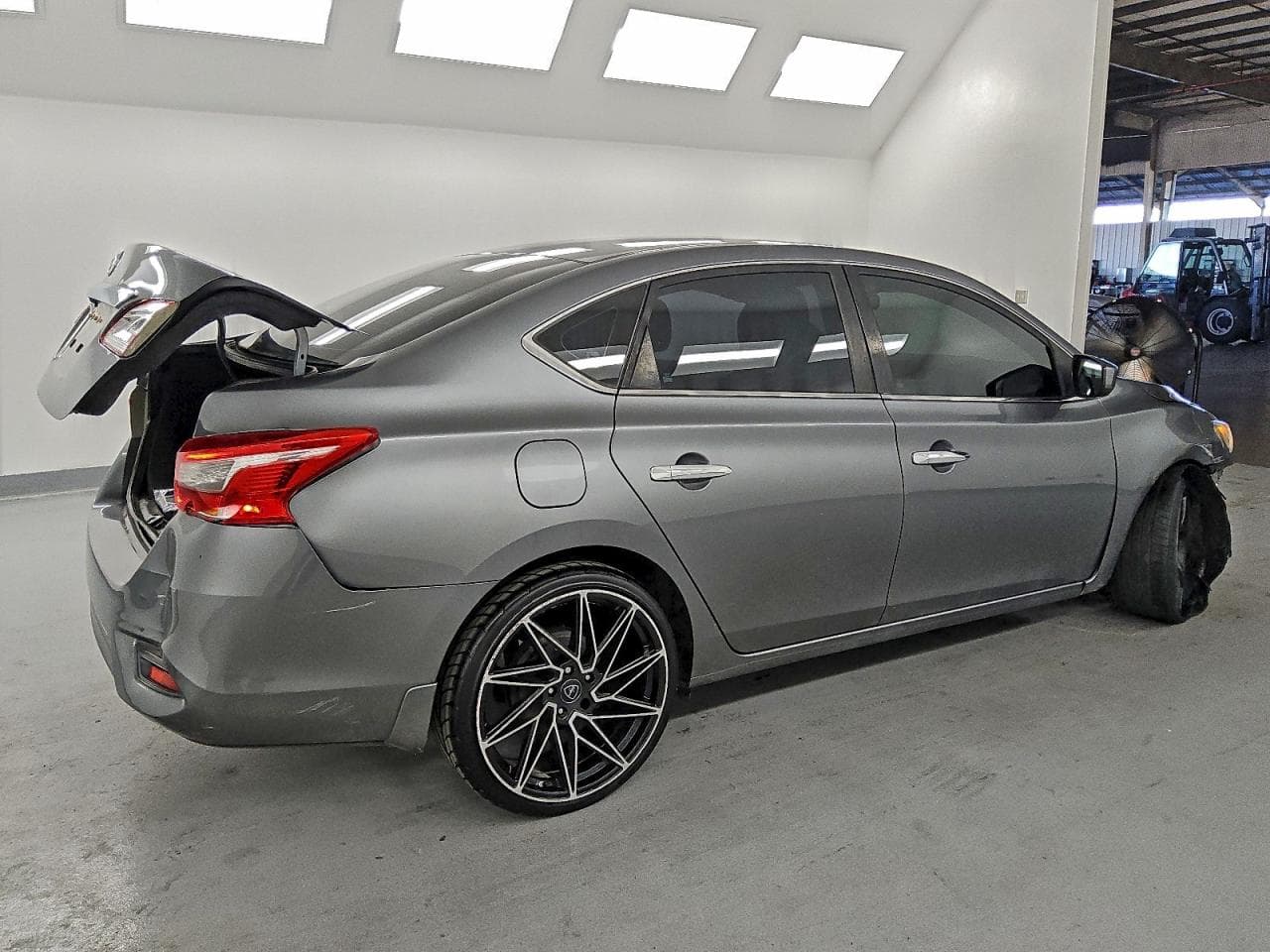 2018 Nissan Sentra S - foto 3