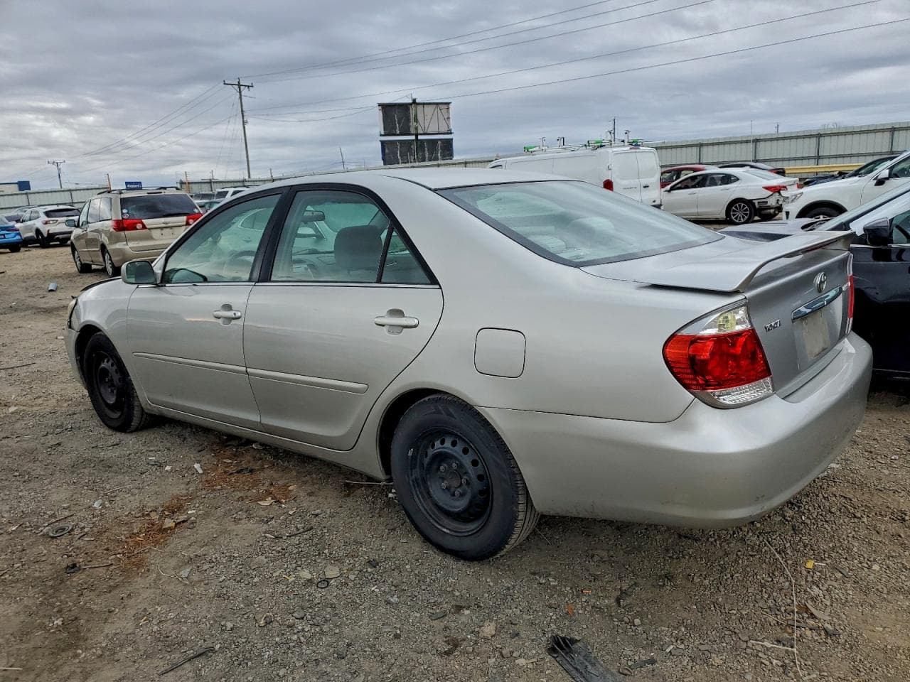 2006 Toyota Camry Le - foto 2