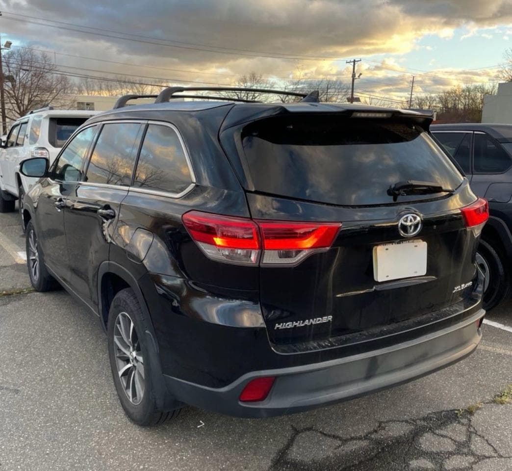 2019 Toyota Highlander Se - foto 3