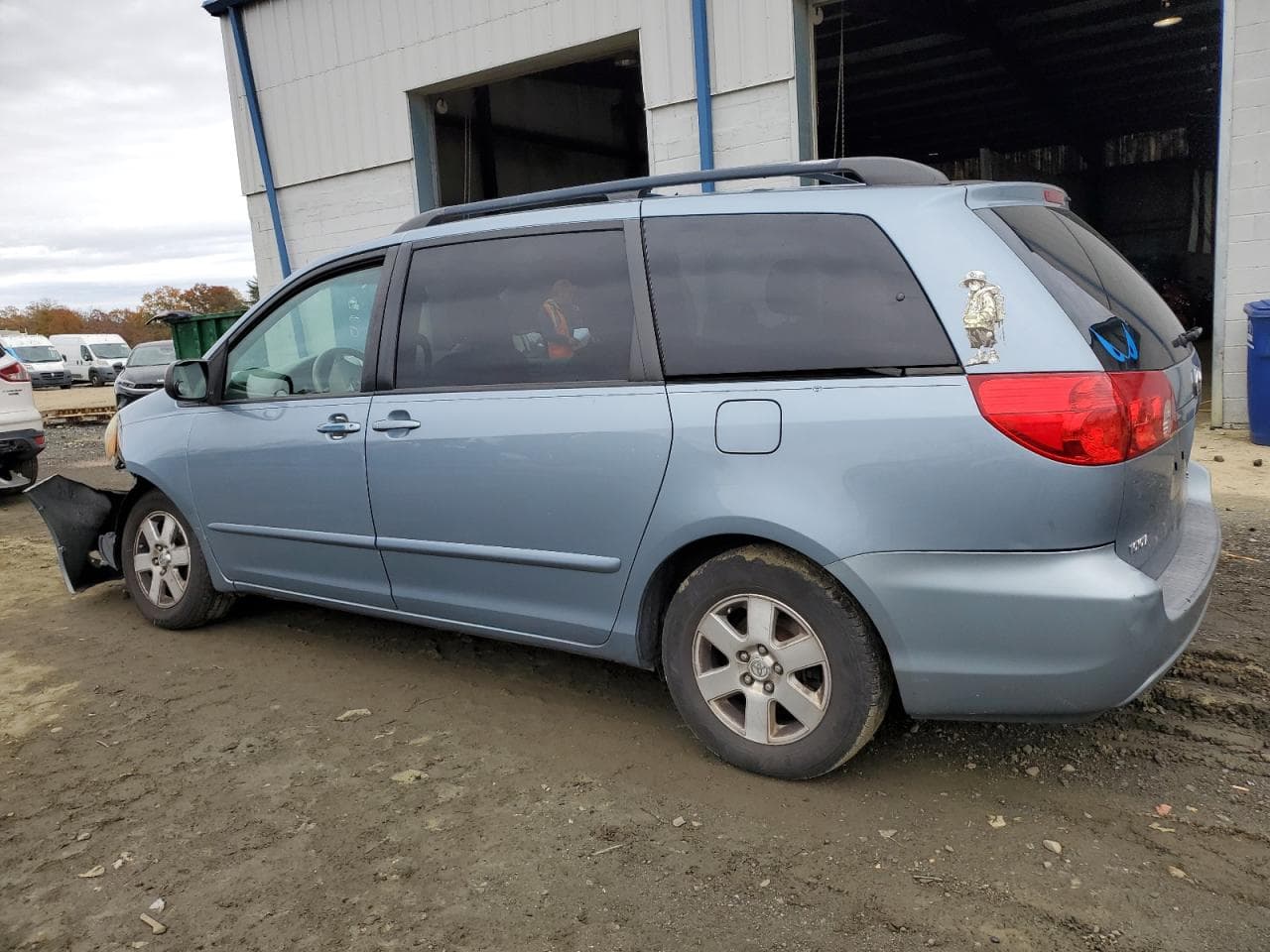 2010 Toyota Sienna Ce - foto 2