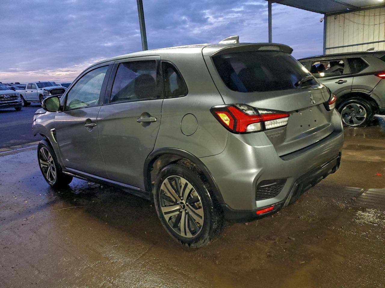 2024 Mitsubishi Outlander Sport S/Se - foto 2