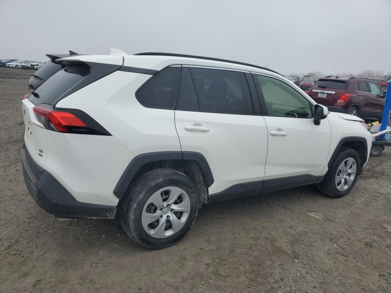 2019 Toyota Rav4 Le - foto 3