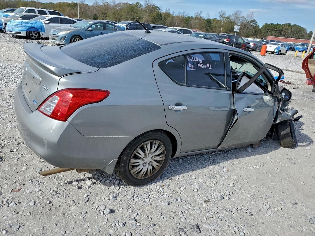 2014 Nissan Versa S - foto 3