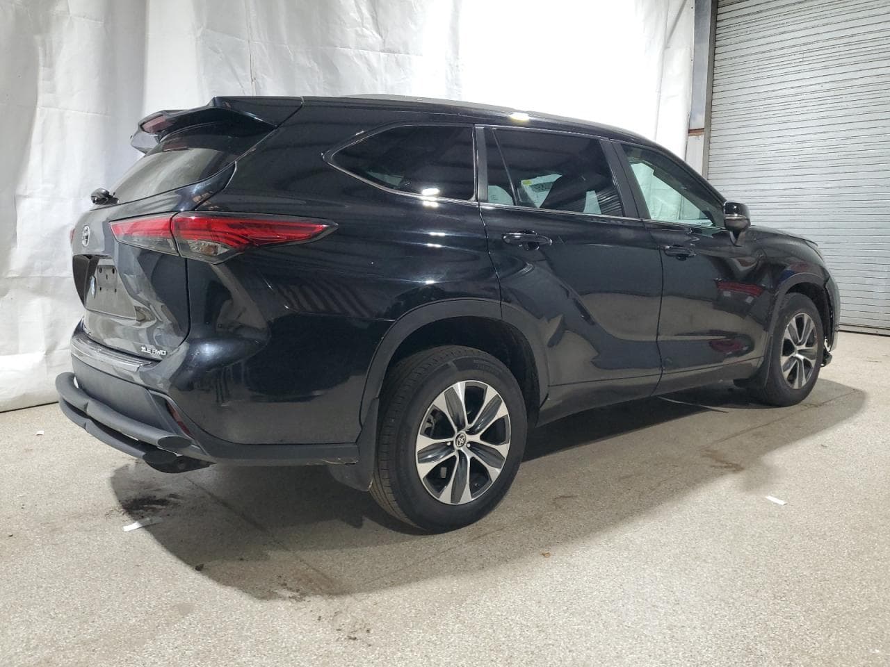 2023 Toyota Highlander L - foto 3