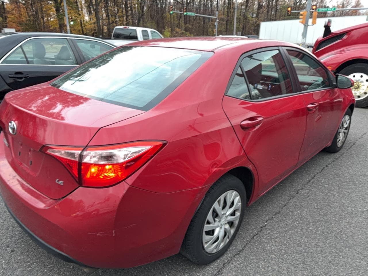 2019 Toyota Corolla L - foto 4