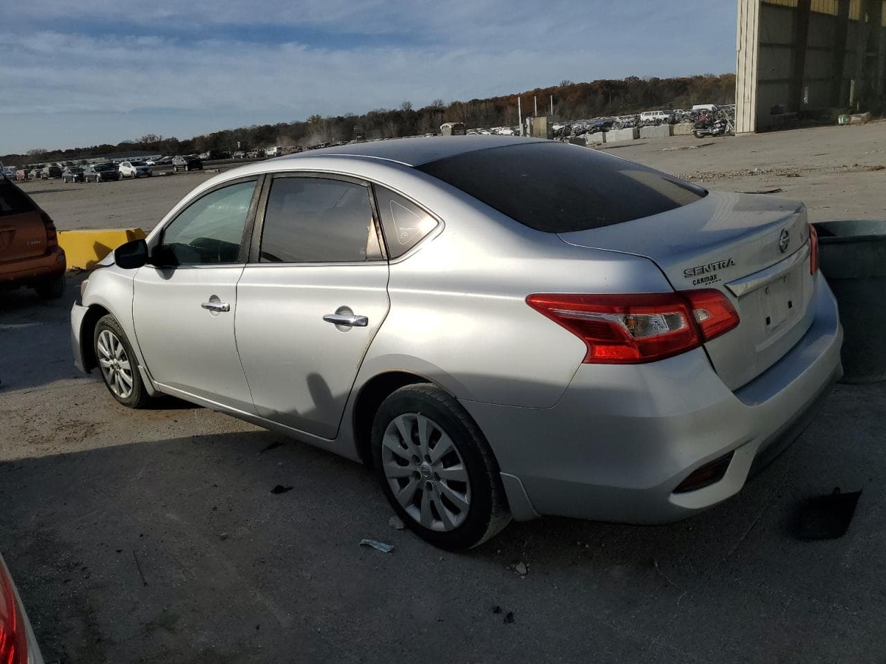 2016 Nissan Sentra S - foto 2