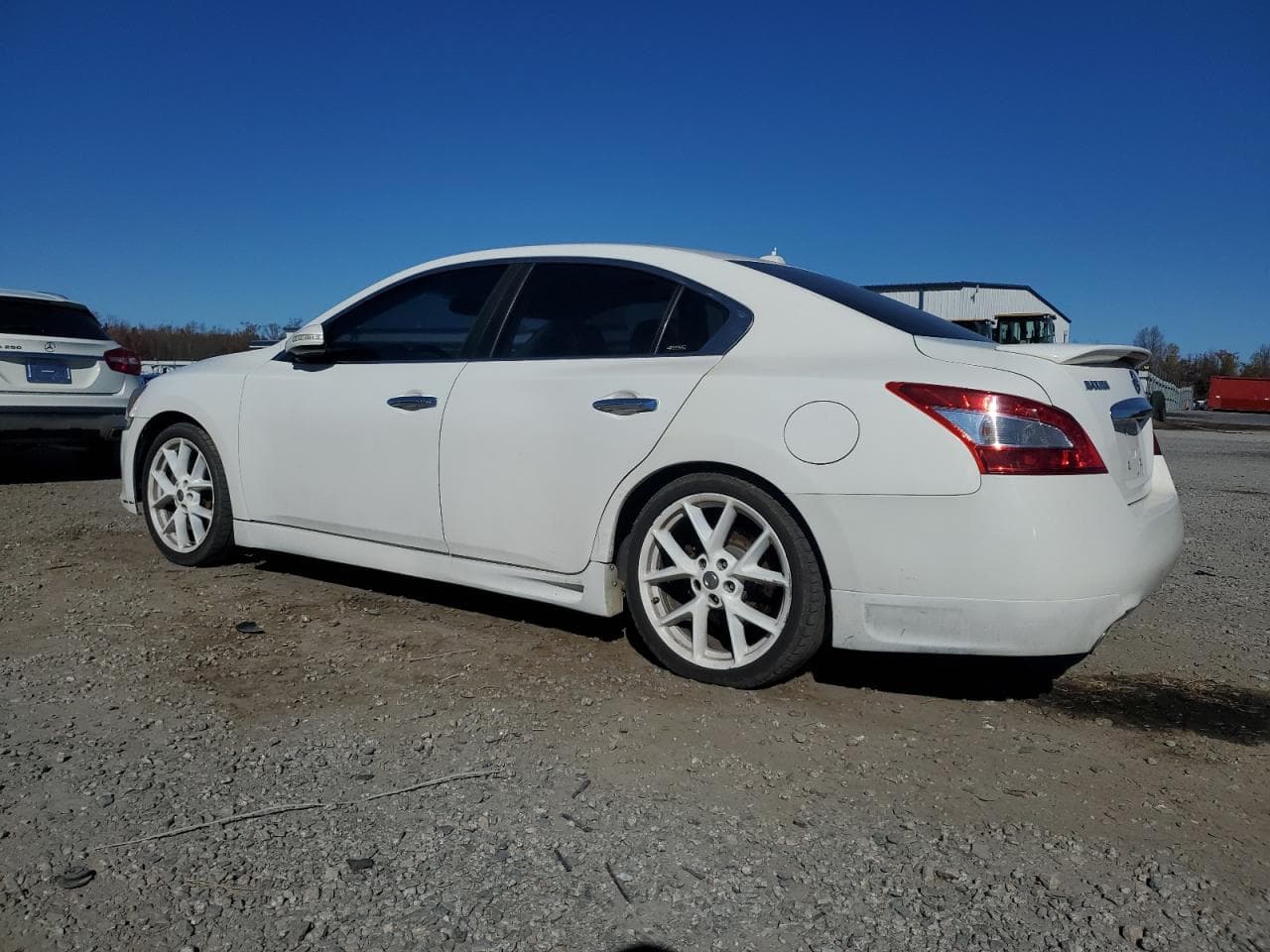 2010 Nissan Maxima S - foto 2