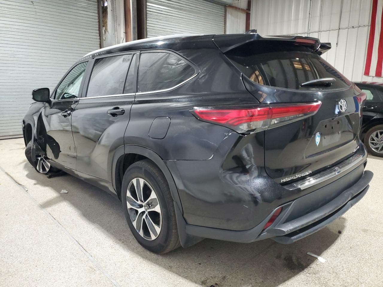 2023 Toyota Highlander L - foto 2